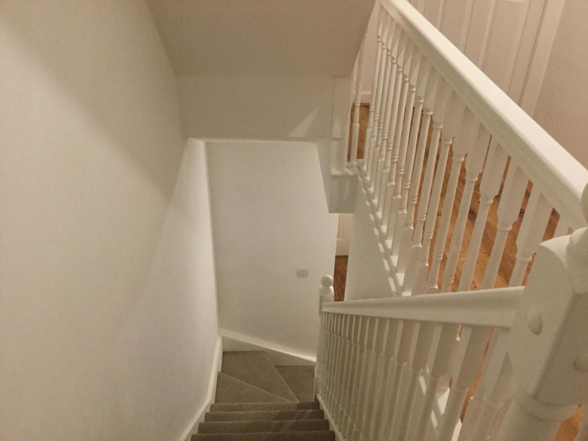 Quiet Residential Area Within Easy Reach Of Town Apartment Manchester Luaran gambar